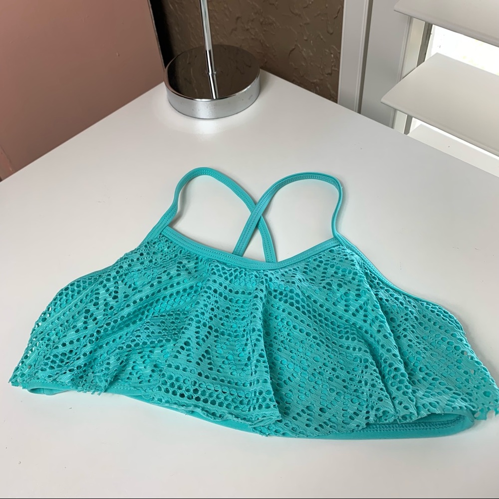 Girl’s lace bikini top
